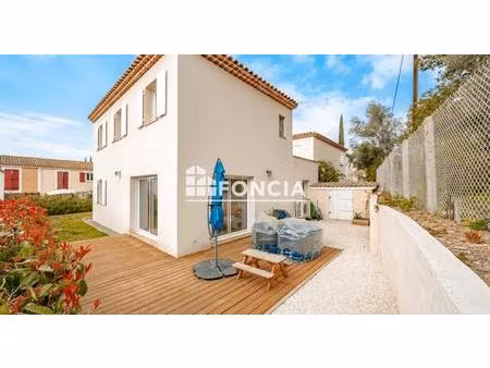 hyeres exclusivite  villa recente t5