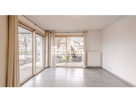 très bel appartement t2 à vendre sur les hauteurs d'evian-les-bains