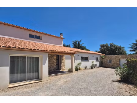 vente maison 211 m² à poulx (30320)  740 000 €