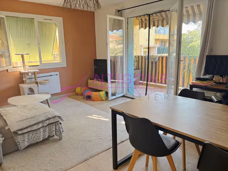 appartement t2 avec parking privatif  quartier des lônes