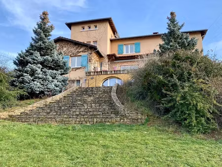 vente maison 7 pièces 410 m² à val d'oingt (69620)  645 000 €