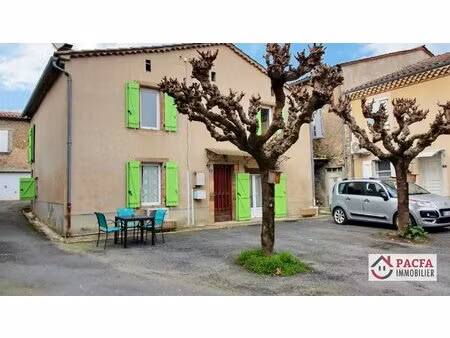 maison de famille au coeur de venès