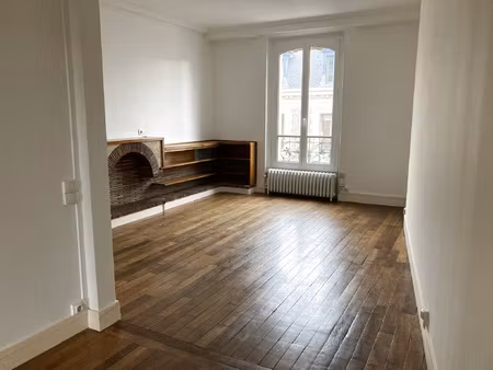 3 pièces loué vide rue de poissy à saint germain en laye