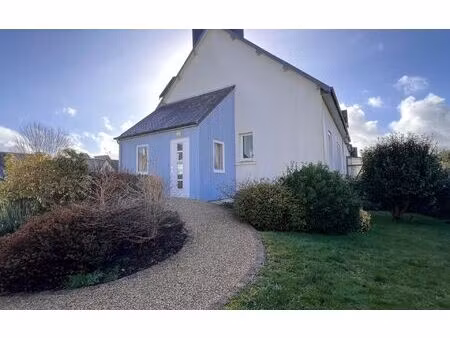 maison carhaix-plouguer 156.6 m² t-5 à vendre  149 800 €
