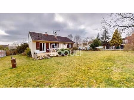 plain-pied lumineux avec sous-sol total sur 845 m² de terrain – dpe b