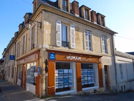 immeuble 338 m² montignac