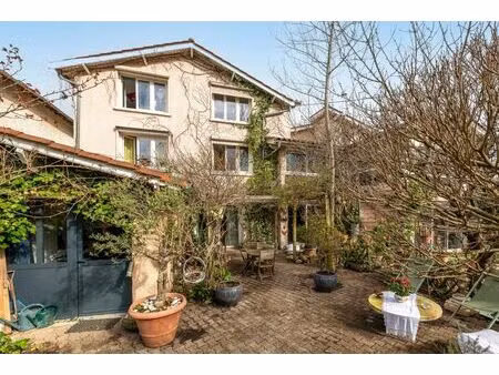 vente maison 9 pièces 245 m² montanay (69250)