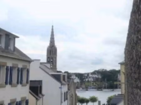 location à l année - grand appartement