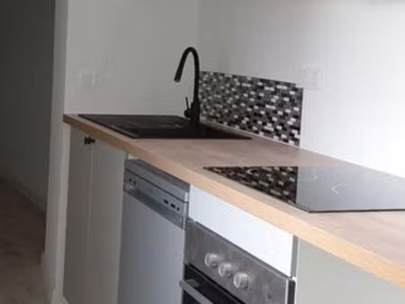 loue f3 rénové avec terrasse freyming