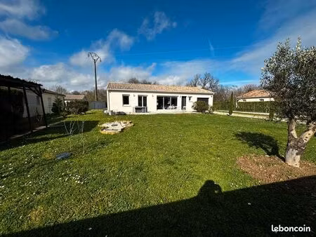 maison t5 plain pied avec jardin non meublée