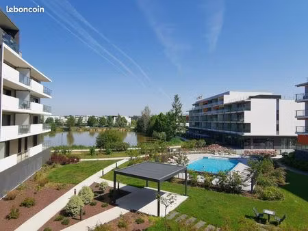 studio meublé 35m2 bruges tasta (600m de bordeaux) 750 euros hc (bail etudiant privilegie)