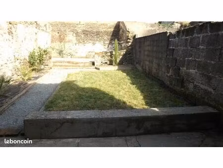 appartement avec jardin  terrasses et suite parentale – environnement calme et ensoleillé 