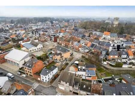 opbrengsteigendom bestaande uit 2 appartementen