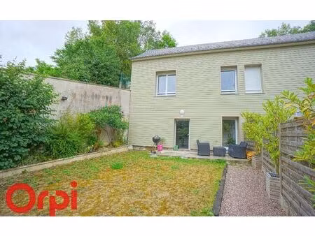 location maison  m² t-3 à bernay  700 €