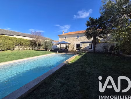 vente maison 10 pièces 290 m² sainte-verge (79100)
