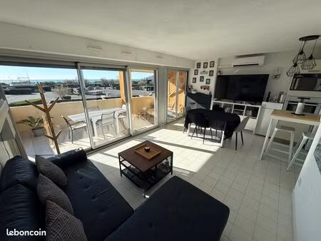 vue mer à 180* 3 pièces  jardin et terrasse  parking