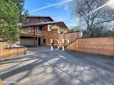 maison 6 pièces 165 m²