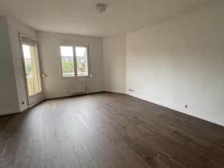 appartement 2 pièce(s) 42 m2- référence laur-2e-23