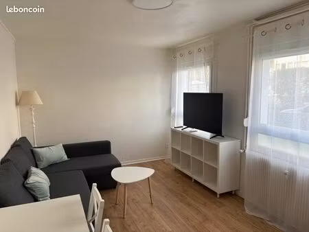 studio meublé disponible de suite