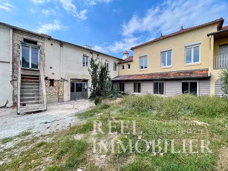 local commercial en emplacement n°1