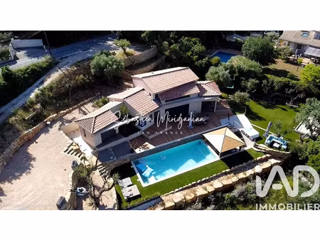 vente maison 5 pièces 147 m² solliès-ville (83210)