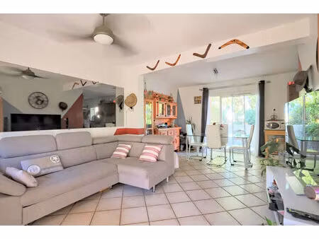 vente maison 4 pièces 77 m² toulon (83100)