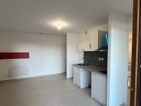 location appartement t2 33m2 avec balcon