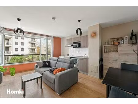 appartement 2 pièce récent avec parking privatif