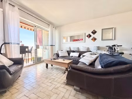 palavas f3 65 m² avec terrasse et cellier vue mer rive gauche proche mairie