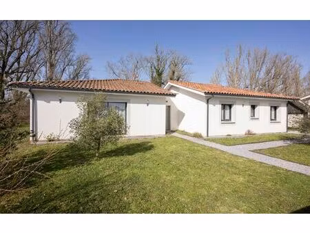 maison bougue 130 m² t-5 à vendre  299 000 €