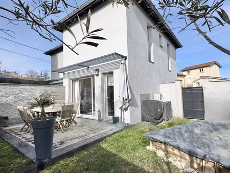 maison récente en très bon état t3 au calme