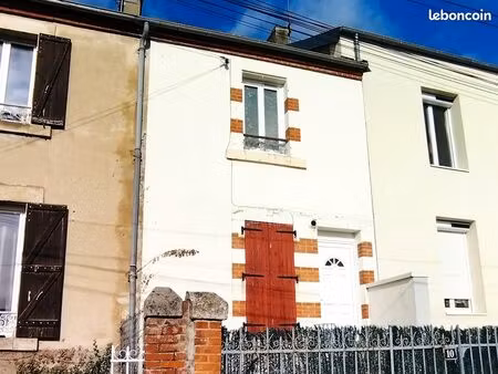 maison proche centre cusset