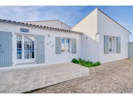 17630 la flotte en re maison plain pied jardin sud piscine