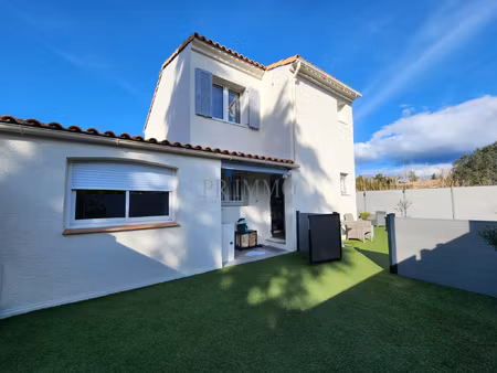 st raphael - maison t4/t5 89m2 avec piscine