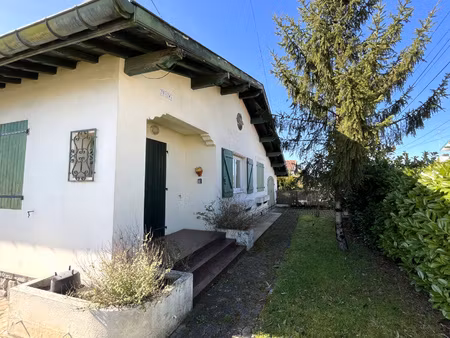 maison 2 chambres avec jardin et fort potentiel à saint-vinc