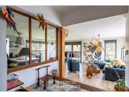 maison contemporaine en bois et son design cubique