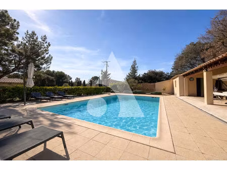maison rognes 8 pièces 206 m2