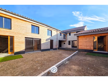 coeur de village : st-lager  plateau à finaliser avec terras