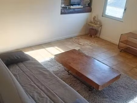 grand studio à vendre