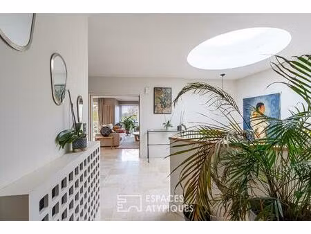 maison d'architecte  jardin paysager et perspectives sur la sèvre