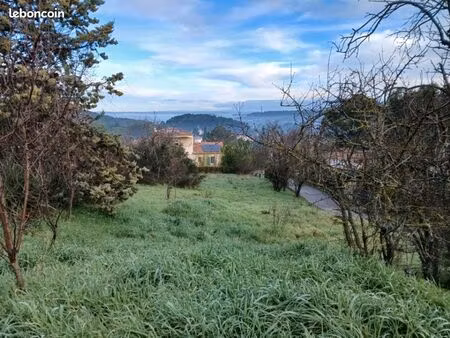 terrain 1 406 m² cabries