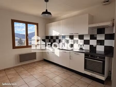 appartement 4 pièces 93 m²