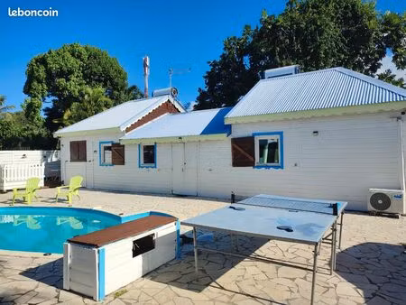 bungalow type 2 bis avec piscine à st françois/ citernes + fibre