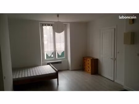 studio meublé proche centre ville