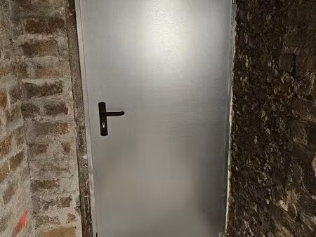 vente cave saine et sécurisée - paris 9e