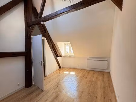 apparemment 2 pièces - 30 m² - centre-ville d’auxerre