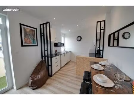 proche centre ville avec stationnement