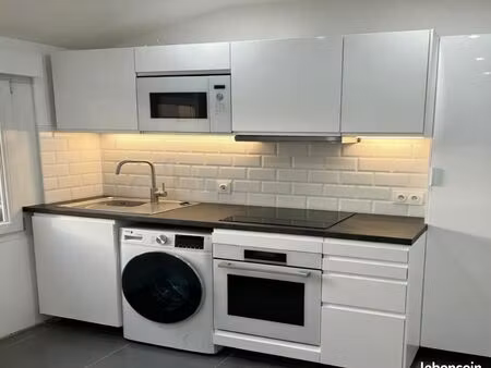 f2 tout équipé + jardin terrasse ( 50m2 )