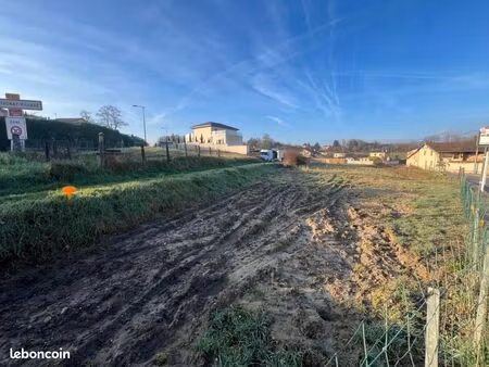 terrain 312 m² cailloux sur fontaineses