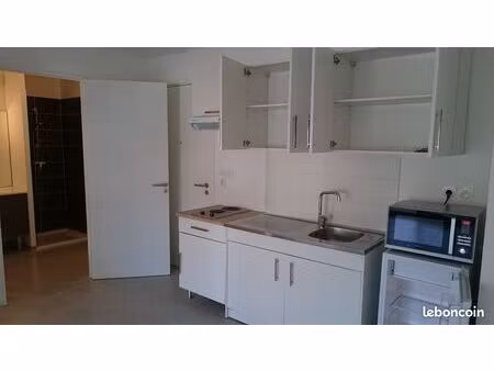 appartement 40m2 rpute des camoins a marseille